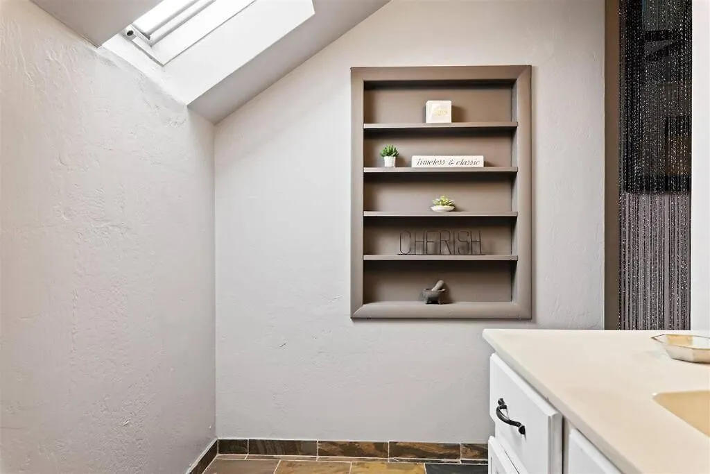 Incredible Location In Old Town 2 King Bds & Patio Apartment Scottsdale